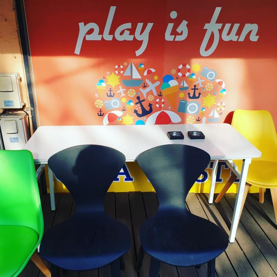 Oppa Hostel Sinchon-Hongdae Сеул Экстерьер фото