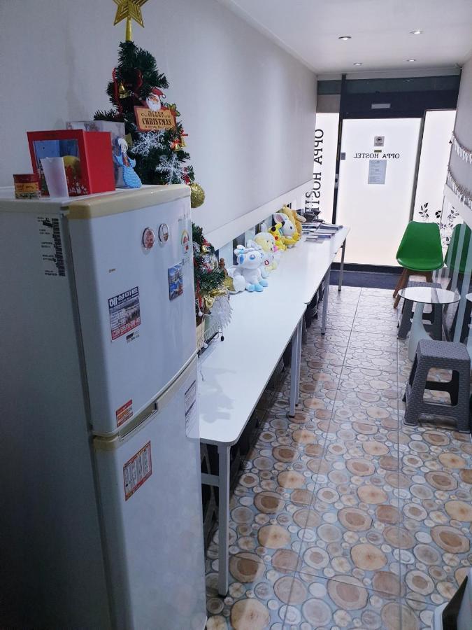 Oppa Hostel Sinchon-Hongdae Сеул Экстерьер фото